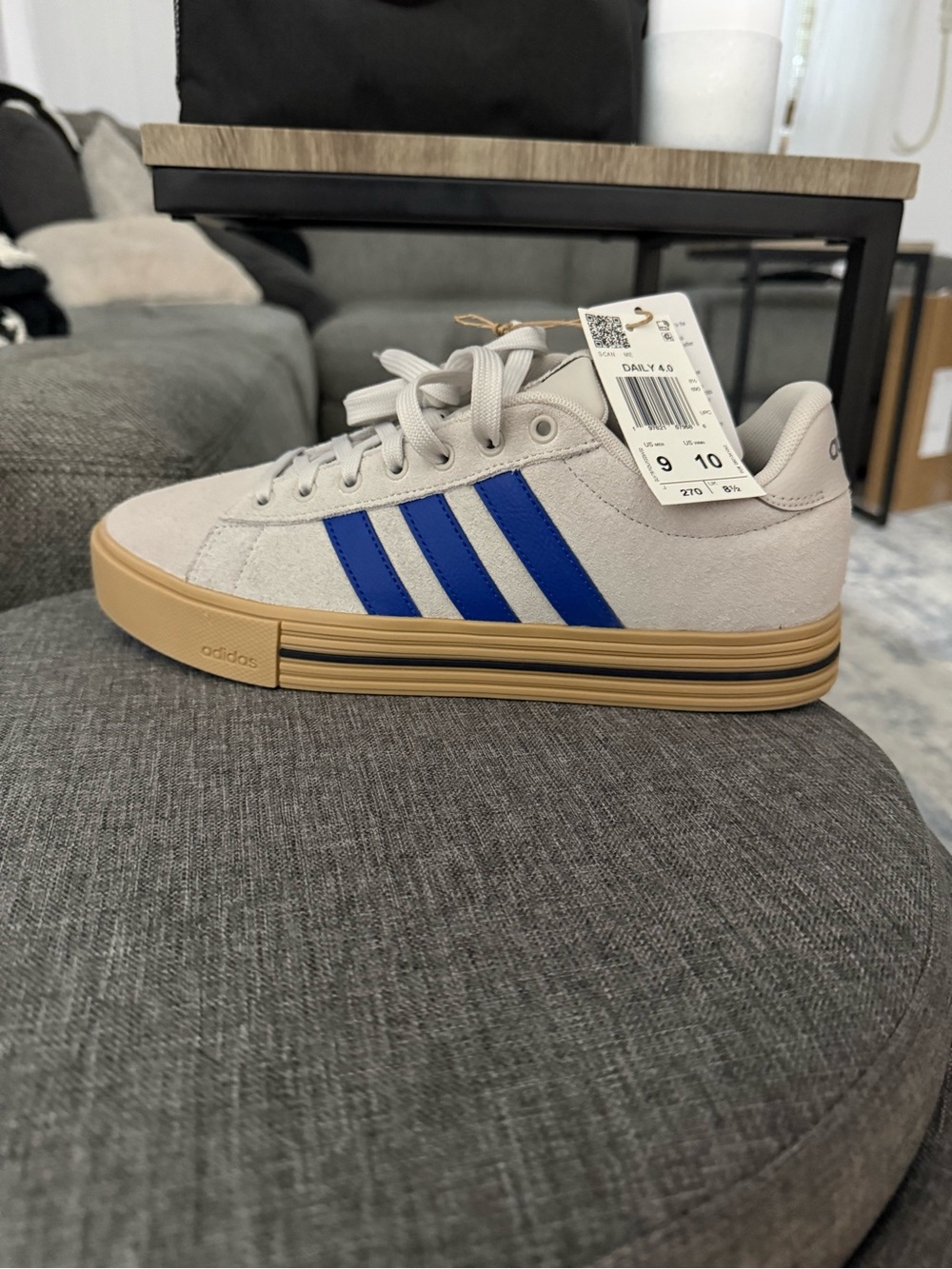 adidas daily 4.0 Light Gray Suede Sneakers with Blue Stripes 9M 10W
